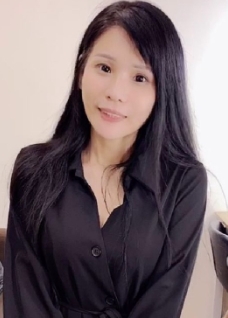  (伊靖瑶) Profile Photo