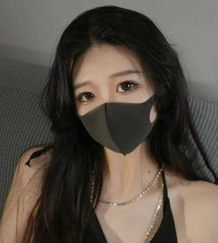 Hashimoto Kana (橋本香菜) Profile Photo