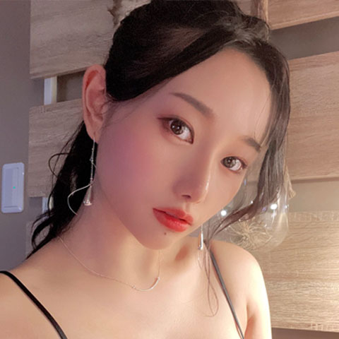 Chiharu Mitsuba (三葉ちはる) Profile Photo